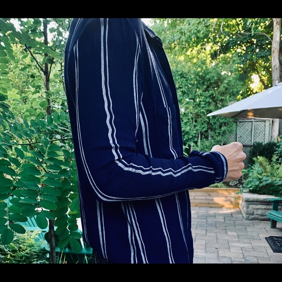 Super stylish blouse - Picture 2 of 4